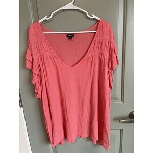Torrid Peach Pink Blouse Size 3 ruffle Sleeve V Neck